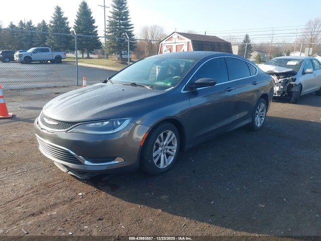 43993587 :رقم المزاد ، 1C3CCCAB1FN552094 vin ، 2015 Chrysler 200 Limited مزاد بيع