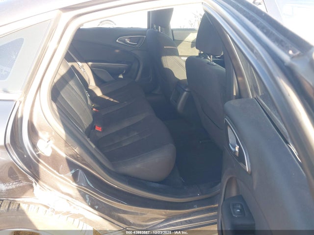 43993587 :رقم المزاد ، 1C3CCCAB1FN552094 vin ، 2015 Chrysler 200 Limited مزاد بيع