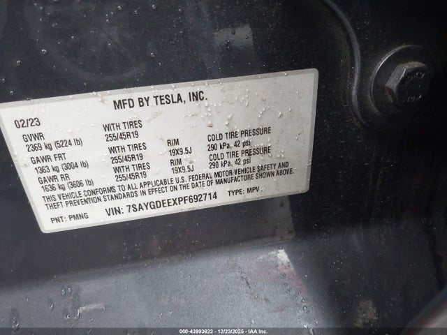 2023 TESLA MODEL Y 7SAYGDEEXPF692714 Photo 8