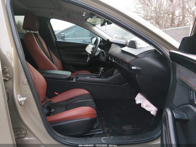2024 MAZDA MAZDA3 3MZBPBXY4RM400209 Photo 4