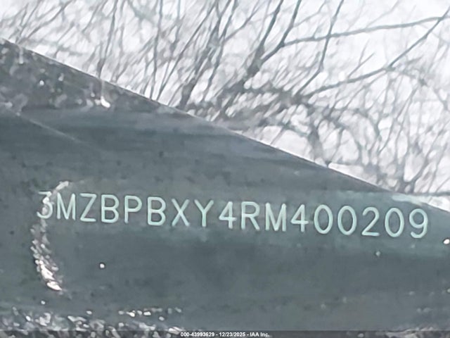 2024 MAZDA MAZDA3 3MZBPBXY4RM400209 Photo 8