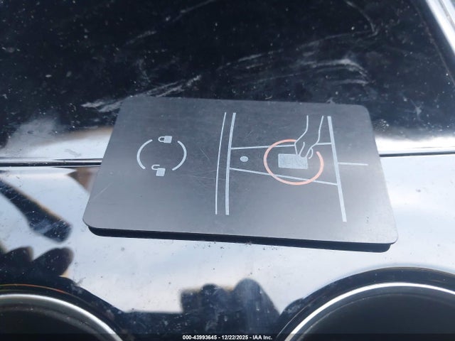 Продажа на аукционе авто 2021 Tesla Model Y Long Range Dual Motor All-wheel Drive, vin: 5YJYGDEE1MF095069, номер лота: 43993645