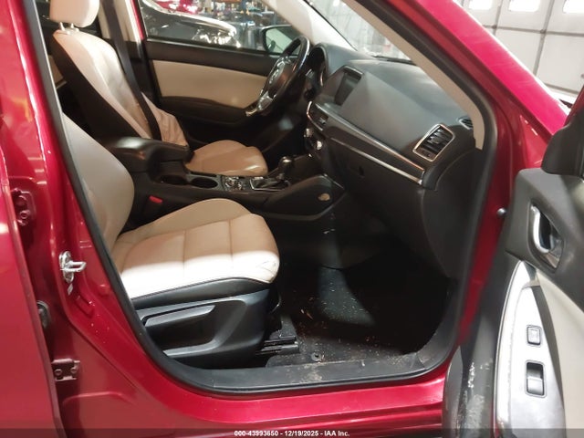 43993650 :رقم المزاد ، JM3KE4DYXG0828611 vin ، 2016 Mazda Cx-5 Grand Touring مزاد بيع