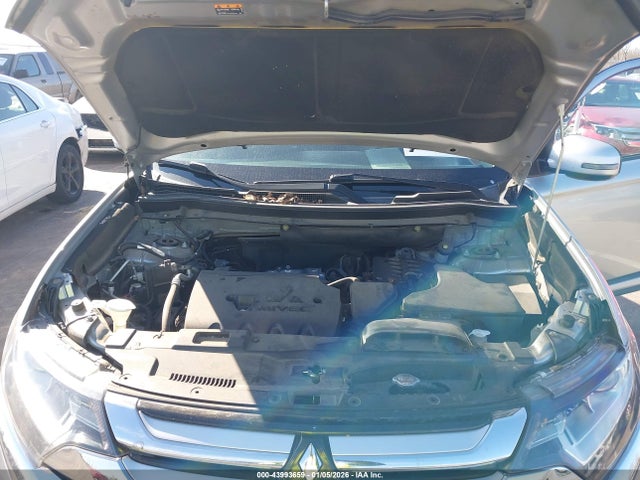 2018 MITSUBISHI OUTLANDER JA4AD3A37JJ002210 Photo 9