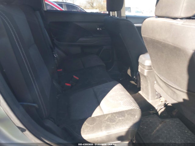 2018 MITSUBISHI OUTLANDER JA4AD3A37JJ002210 Photo 7