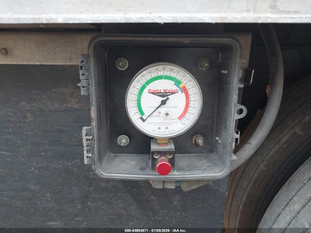 Продаж на аукціоні авто 2017 Utility Trailer Mfg Unknown, vin: 1UYVS2530HM850604, номер лоту: 43993671