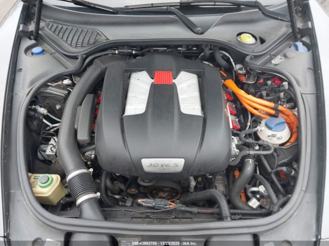2015 PORSCHE PANAMERA E-HYBRID WP0AD2A74FL041559 Photo 9