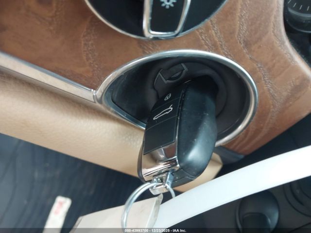 2015 PORSCHE PANAMERA E-HYBRID WP0AD2A74FL041559 Photo 10