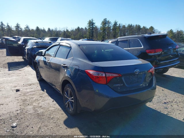 Toyota COROLLA LE 2018 2T1BURHE4JC071470 Image 3