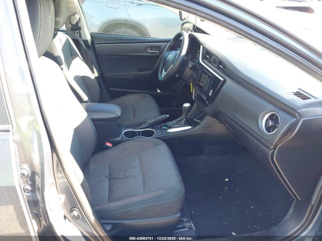 Toyota COROLLA LE 2018 2T1BURHE4JC071470 Image 5