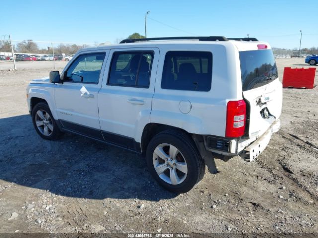 2014 JEEP PATRIOT 1C4NJPBB5ED660285 Photo 2