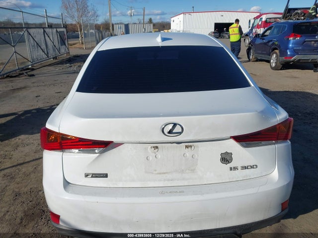 43993805 :رقم المزاد ، JTHBA1D23J5074880 vin ، 2018 Lexus Is 300 مزاد بيع