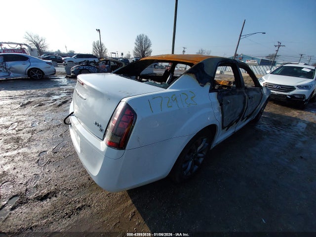 43993839 :رقم المزاد ، 2C3CCAGGXEH283852 vin ، 2014 Chrysler 300 مزاد بيع