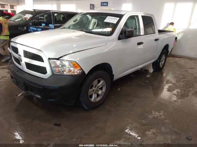 Продаж на аукціоні авто 2019 Ram 1500 Classic Tradesman  4x4 5'7 Box, vin: 3C6RR7KG6KG723096, номер лоту: 43993863