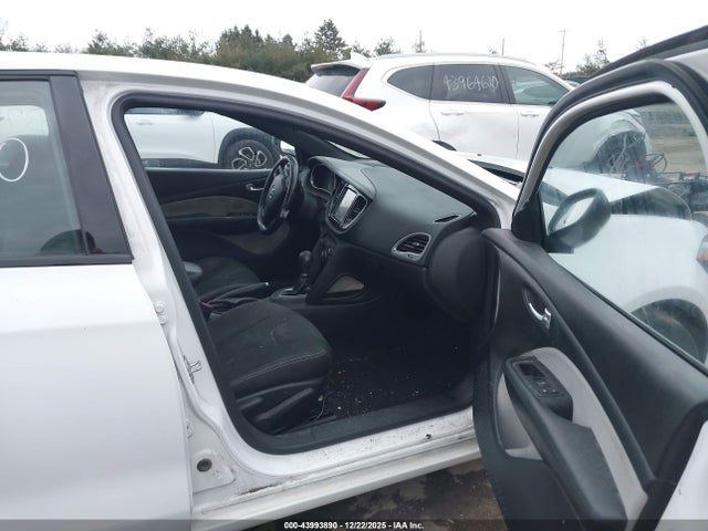 43993890 :رقم المزاد ، 1C3CDFBB9GD505352 vin ، 2016 Dodge Dart Sxt مزاد بيع