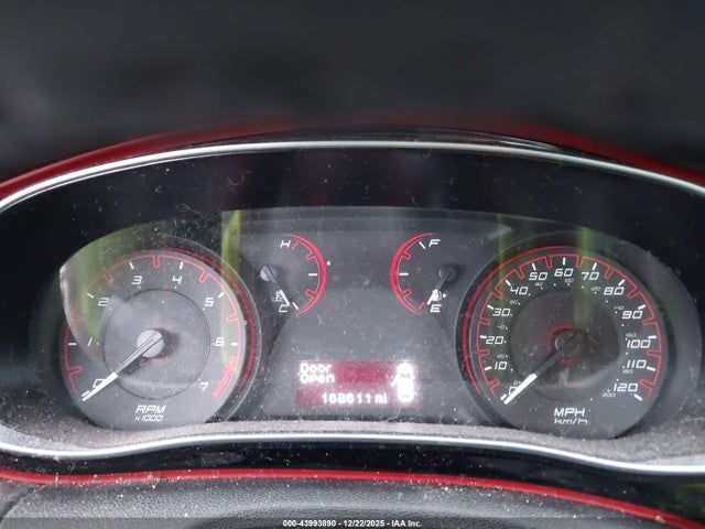 43993890 :رقم المزاد ، 1C3CDFBB9GD505352 vin ، 2016 Dodge Dart Sxt مزاد بيع