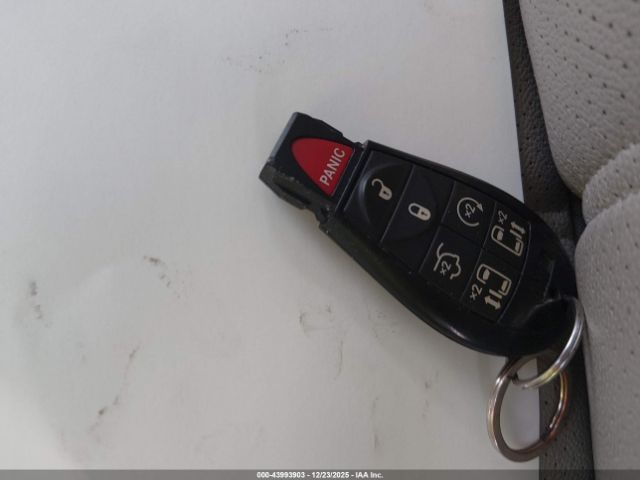 2011 CHRYSLER TOWN & COUNTRY 2A4RR8DG0BR668063 Photo 10