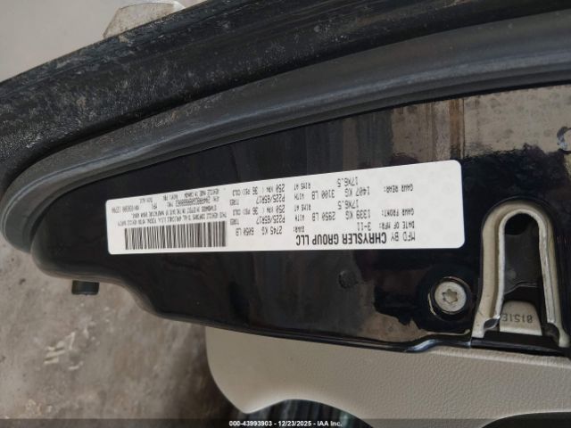 2011 CHRYSLER TOWN & COUNTRY 2A4RR8DG0BR668063 Photo 8