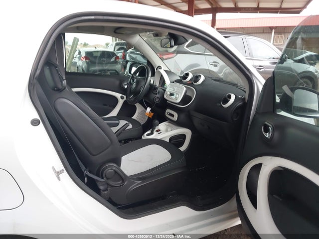 WMEFJ9BA7JK265488 Smart Fortwo Electric Drive Passion