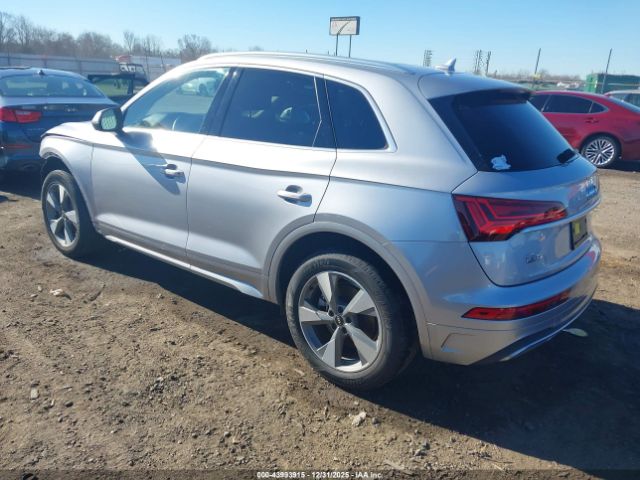 2023 AUDI Q5 WA1BBAFYXP2016818 Photo 2