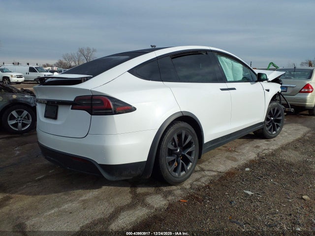 2023 TESLA MODEL X 7SAXCAE59PF384360 Photo 3