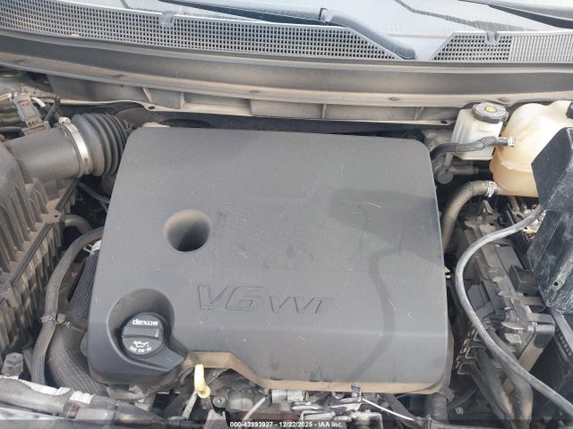 1GNERGKWXLJ290582 Chevrolet Traverse Fwd Lt Cloth