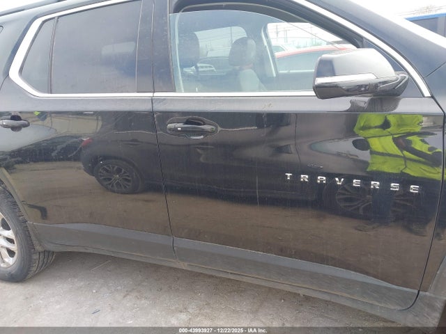 1GNERGKWXLJ290582 Chevrolet Traverse Fwd Lt Cloth