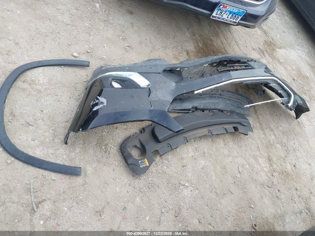 1GNERGKWXLJ290582 Chevrolet Traverse Fwd Lt Cloth