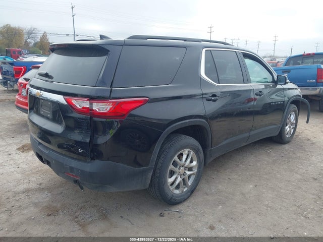 1GNERGKWXLJ290582 Chevrolet Traverse Fwd Lt Cloth
