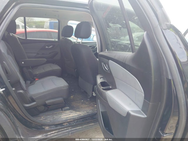 1GNERGKWXLJ290582 Chevrolet Traverse Fwd Lt Cloth