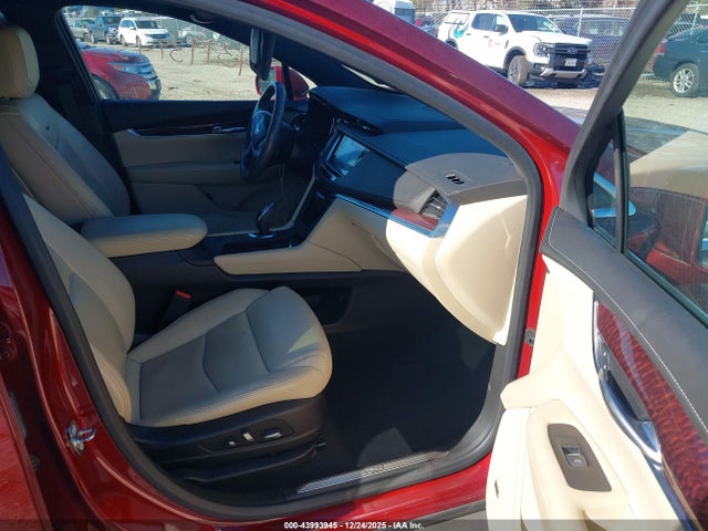 2018 CADILLAC XT5 1GYKNCRS3JZ142513 Photo 4