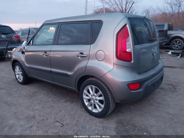 2012 KIA SOUL KNDJT2A61C7458345 Photo 2