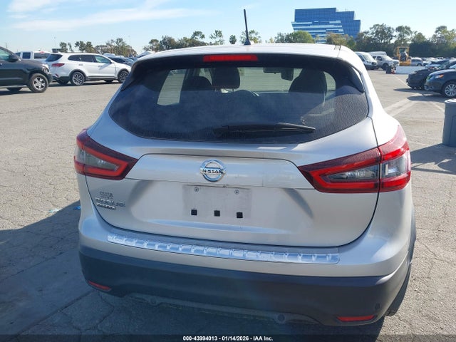 JN1BJ1CV0LW255030 Nissan Rogue Sport S Fwd Xtronic Cvt