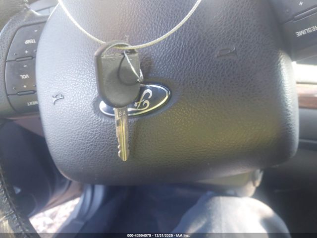 2006 FORD CROWN VICTORIA 2FAFP74V56X112619 Photo 10