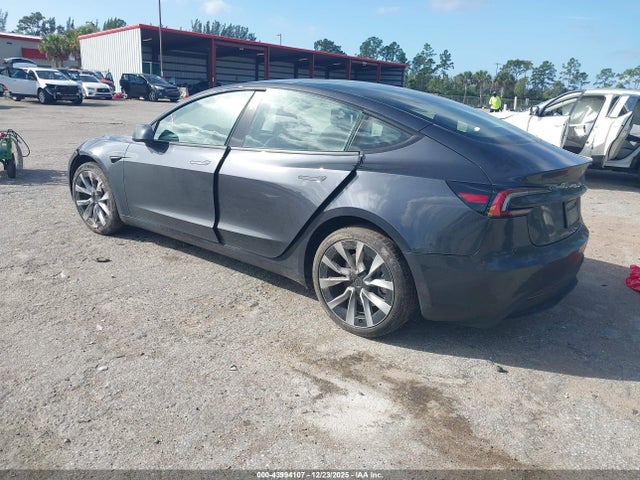 2024 TESLA MODEL 3 5YJ3E1EAXRF750607 Photo 2