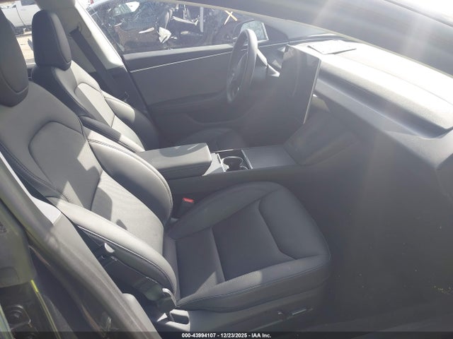 2024 TESLA MODEL 3 5YJ3E1EAXRF750607 Photo 4