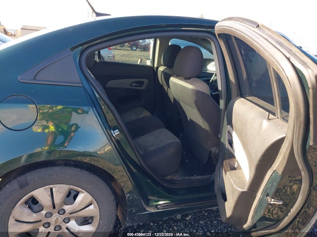 1G1PA5SH3E7152356 Chevrolet Cruze Ls Auto