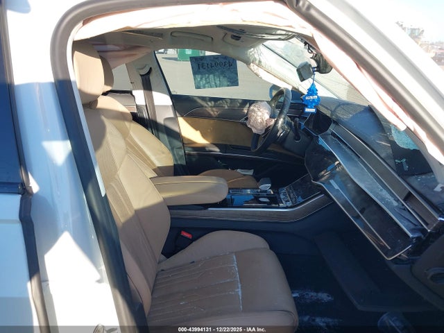 2020 AUDI A8 L WAU8EAF8XLN004116 Photo 4