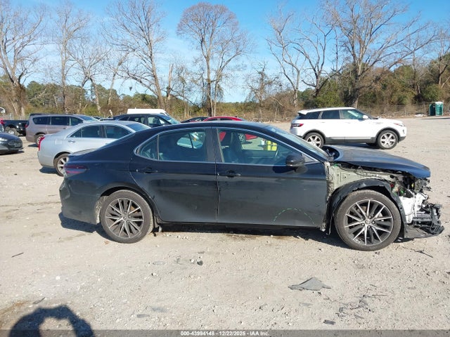 4T1G11AK5MU565775 Toyota CAMRY SE