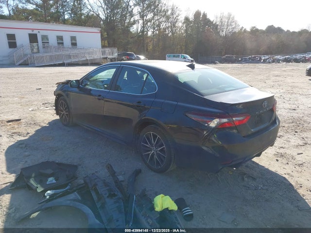 4T1G11AK5MU565775 Toyota CAMRY SE