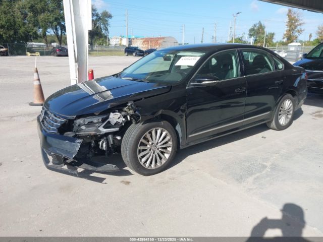2016 VOLKSWAGEN PASSAT 1VWBT7A34GC016998 Photo 1