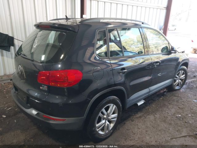 2016 VOLKSWAGEN TIGUAN WVGBV7AX5GW013862 Photo 3