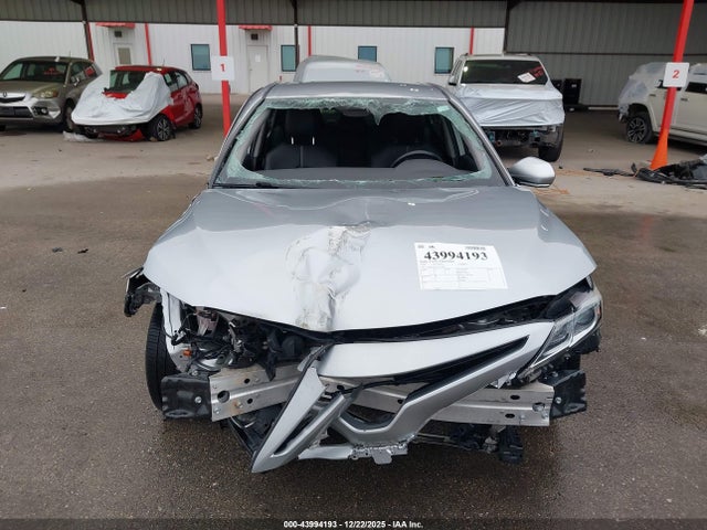 Продажа на аукционе авто 2020 Toyota Camry Se, vin: 4T1M11AKXLU911708, номер лота: 43994193