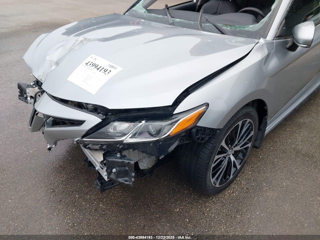 Продажа на аукционе авто 2020 Toyota Camry Se, vin: 4T1M11AKXLU911708, номер лота: 43994193