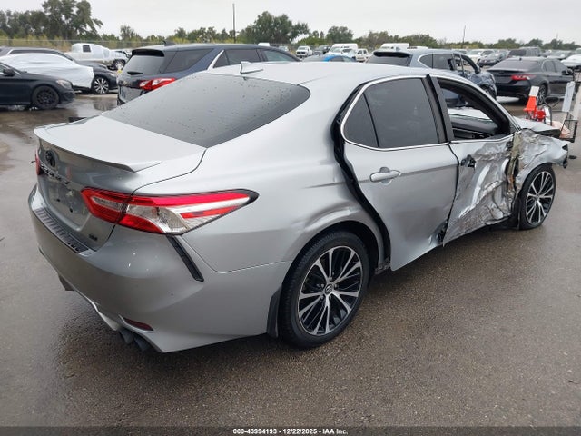 Продажа на аукционе авто 2020 Toyota Camry Se, vin: 4T1M11AKXLU911708, номер лота: 43994193
