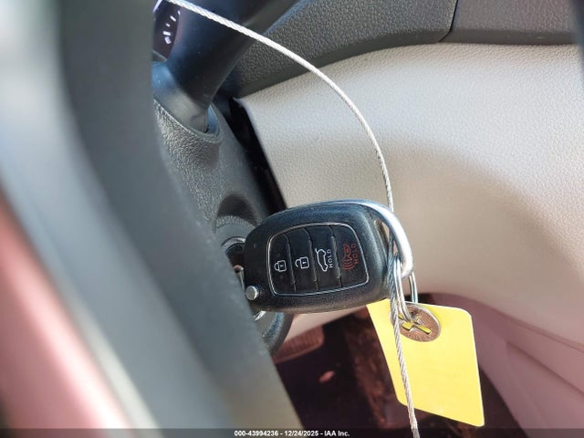 2018 HYUNDAI TUCSON KM8J33A48JU671274 Photo 10