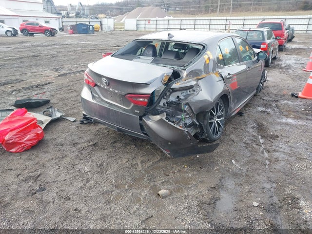 4T1G11AK0MU586839 Toyota CAMRY SE