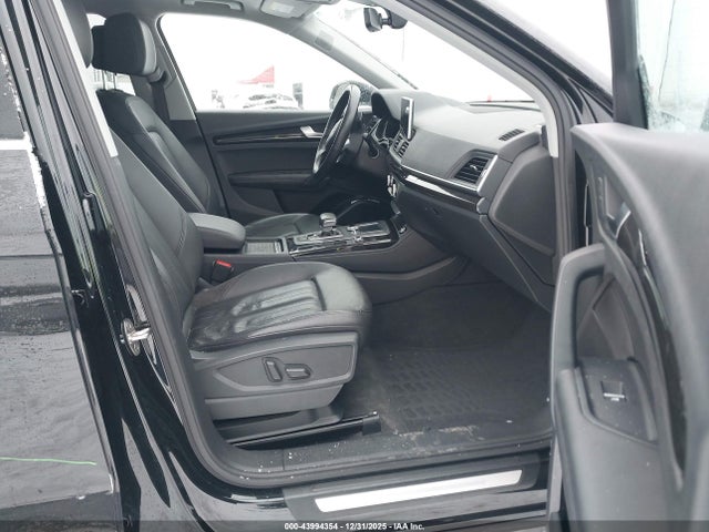 2019 AUDI Q5 WA1BNAFY8K2080680 Photo 4