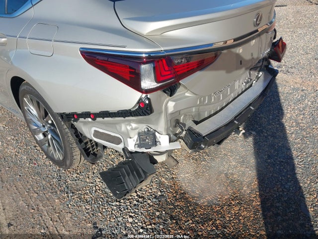 Aukcja sprzedaży 2021 Lexus Es 300h Ultra Luxury, vin: 58AFA1C10MU004408, numer aukcji: 43994397
