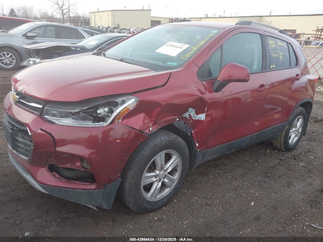 2021 CHEVROLET TRAX KL7CJPSB7MB335121 Photo 1